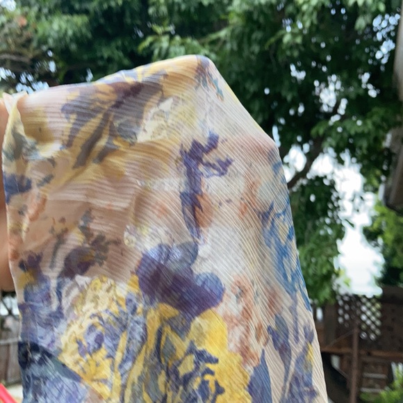 Joie Silk Chiffon Mixed Floral Print Swing Top - Picture 11 of 11